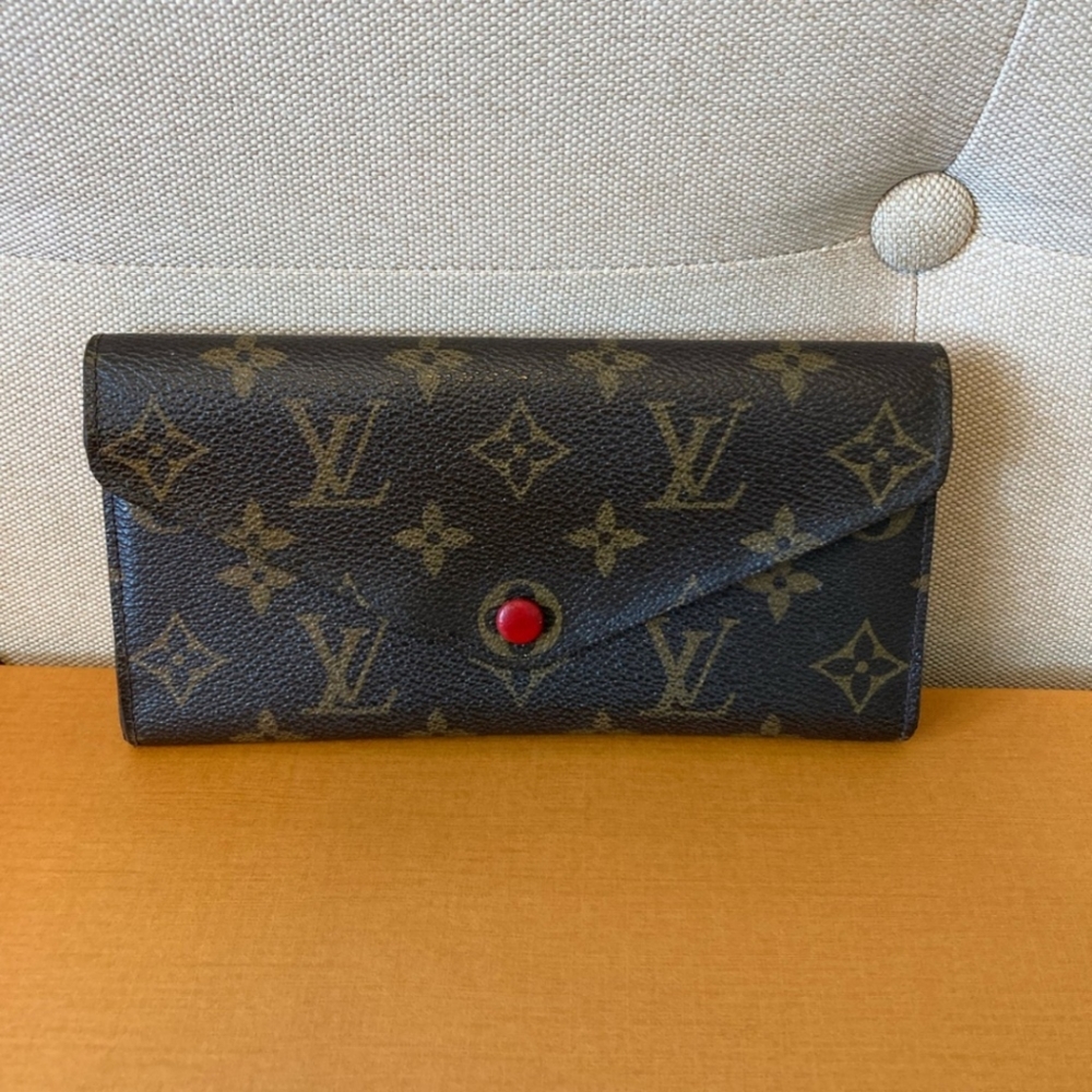 Authentic Louis vuitton monogram wallet